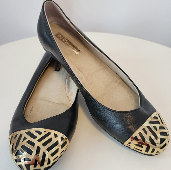 BCBG - Flat leather shoes (black) - Picture 2 of 4